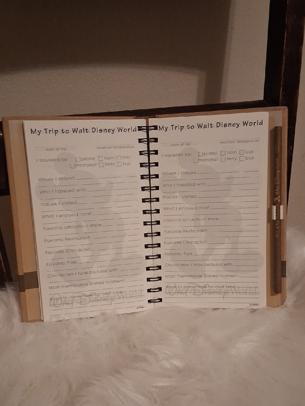 NWOT Vintage Vacation Journal Walt Disney World - Picture 5 of 10